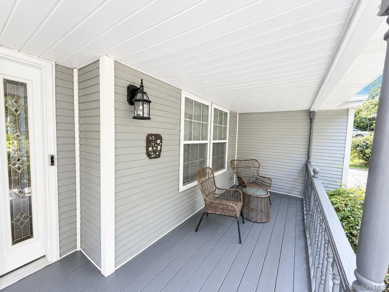 65 Mayfair Rd - Photo 3 of 30