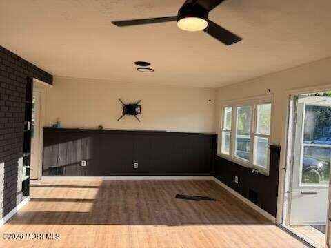 33 Stagecoach Rd - Photo 2 of 15