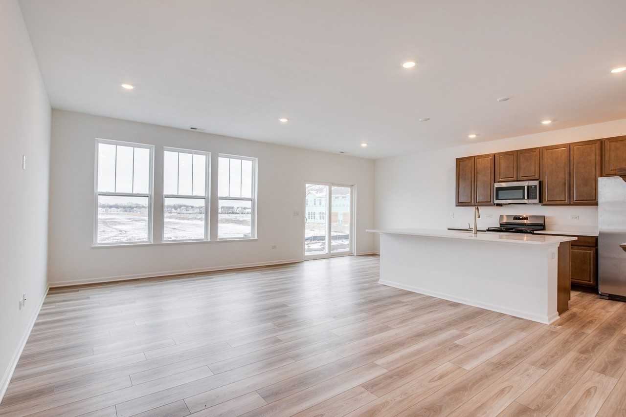 15139 S Hepworth Pl - Photo 3 of 20