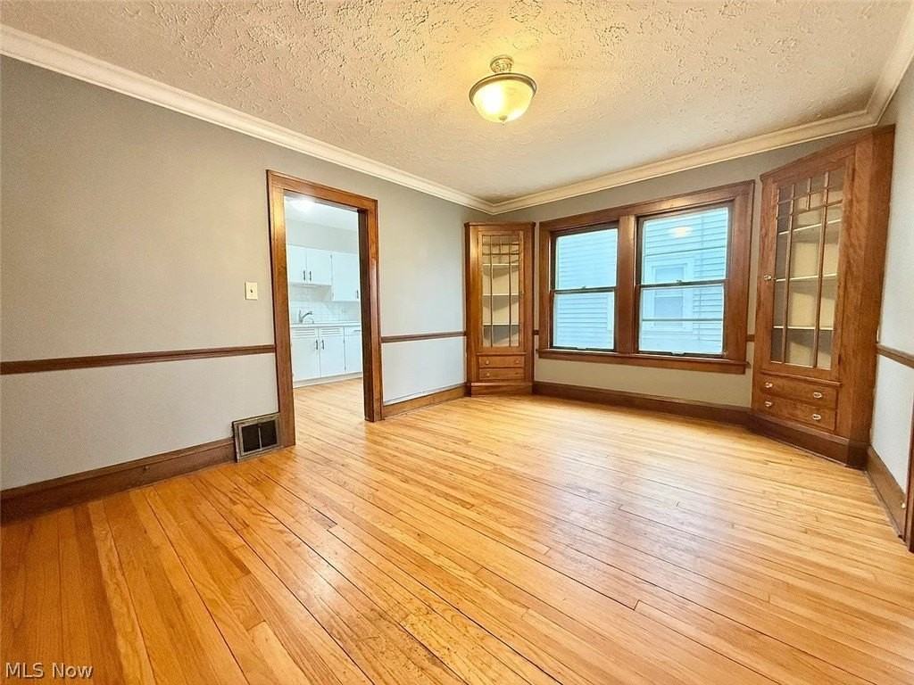 2171 Lincoln Ave - Photo 3 of 10