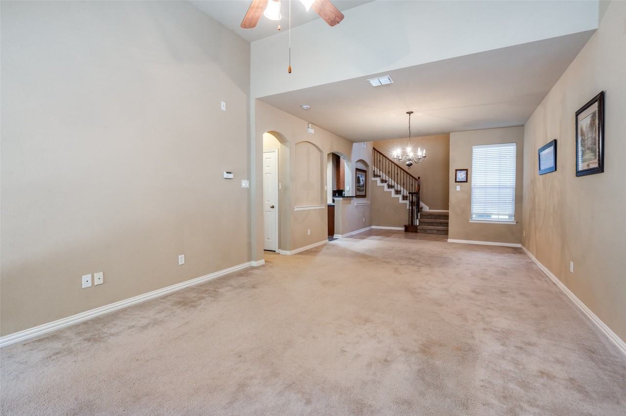 1840 Branch Trl - Photo 4 of 19