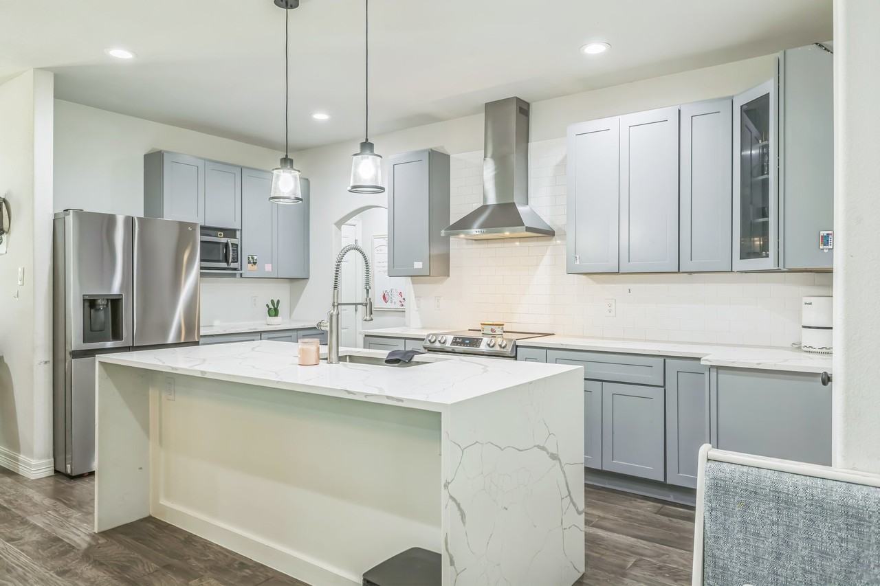 424 N Mcgraw St - Photo 5 of 22