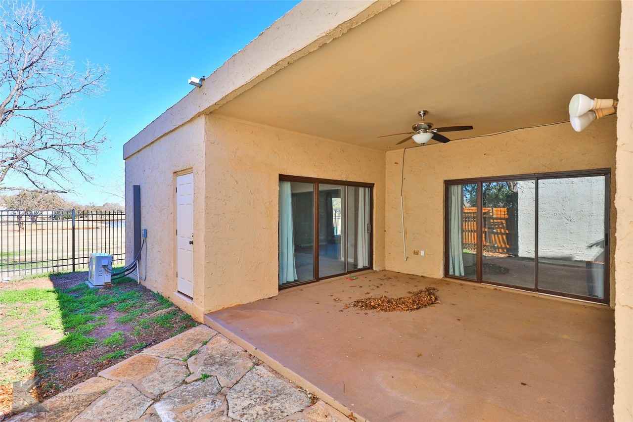 39 Tamarisk Cir - Photo 4 of 26