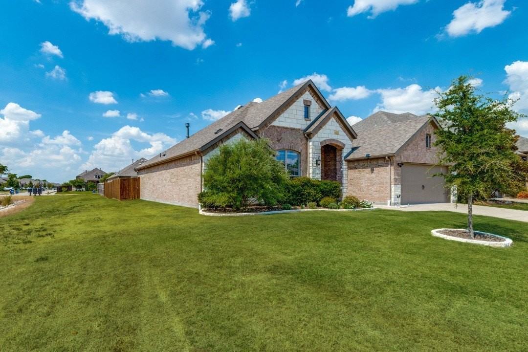 4005 Gray Wolf Dr