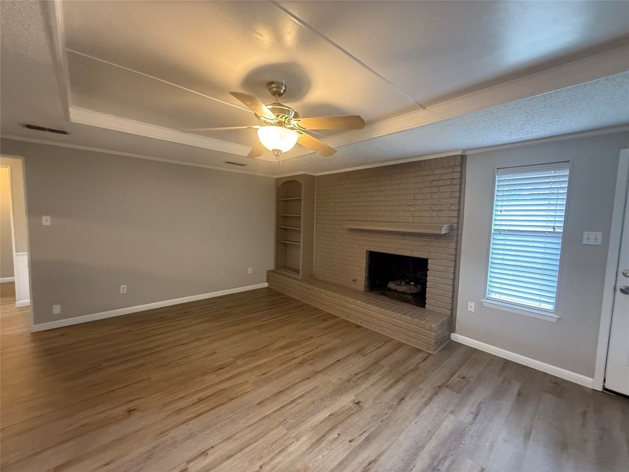 5912 Pleasant Hill Dr - Photo 6 of 12