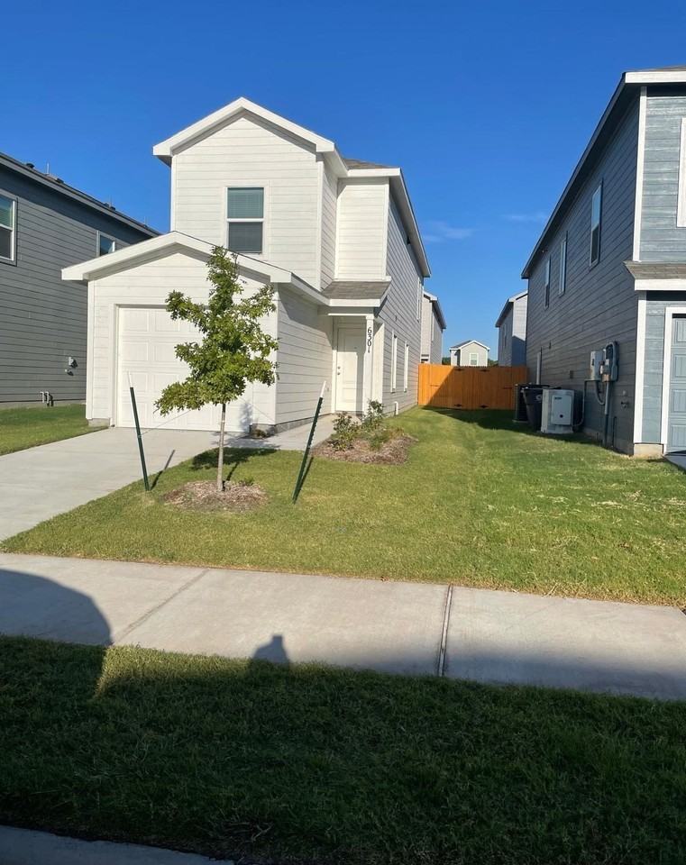 6301 Whimbrel Way - Photo 2 of 23