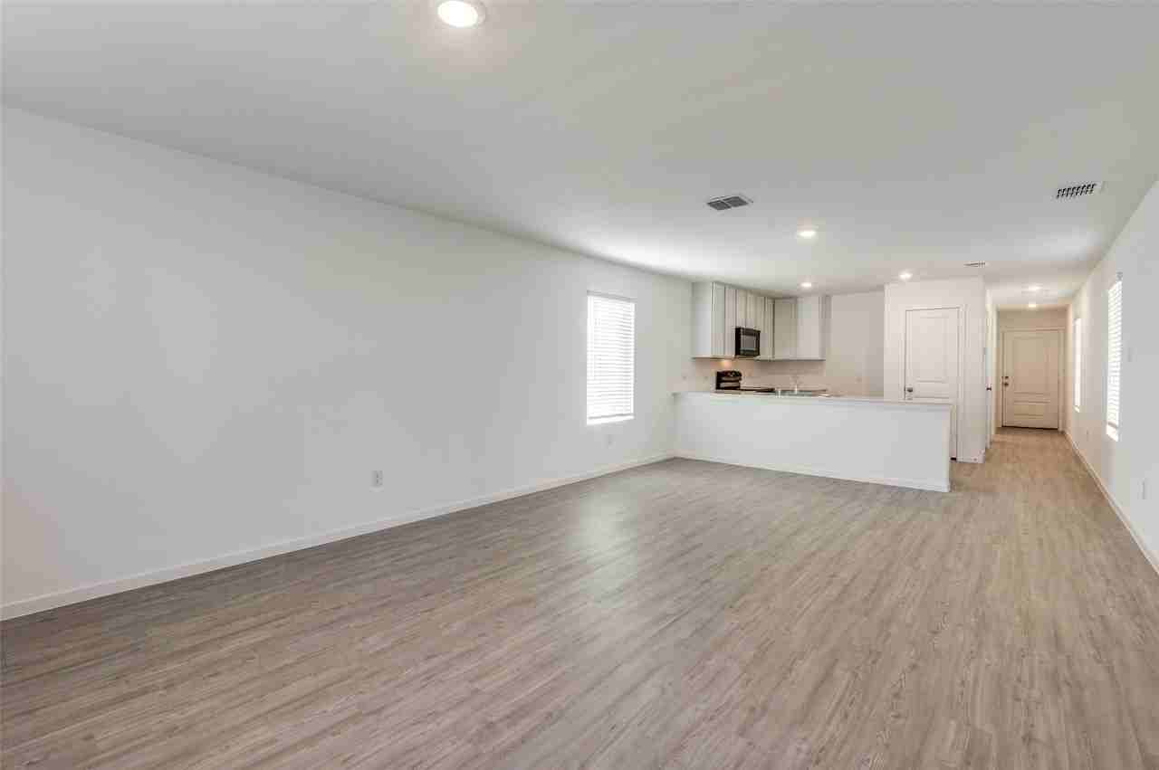6301 Whimbrel Way - Photo 5 of 23