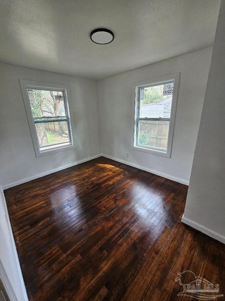 26 Kennington Dr - Photo 2 of 11