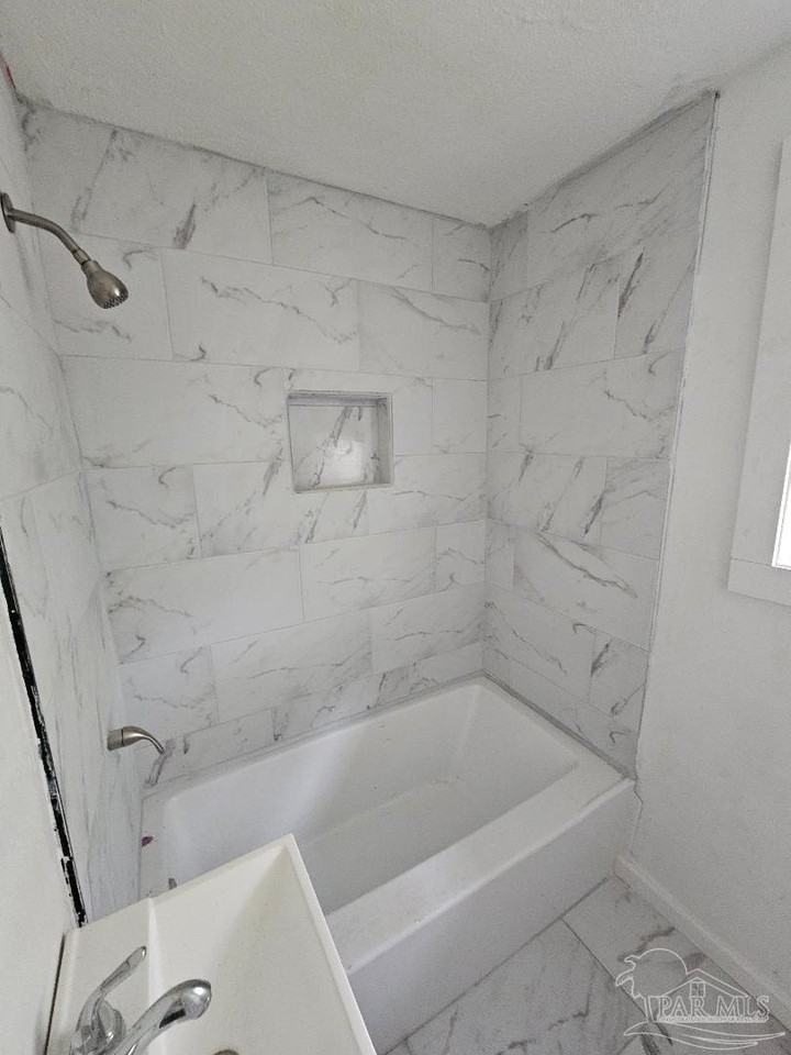 26 Kennington Dr - Photo 5 of 11