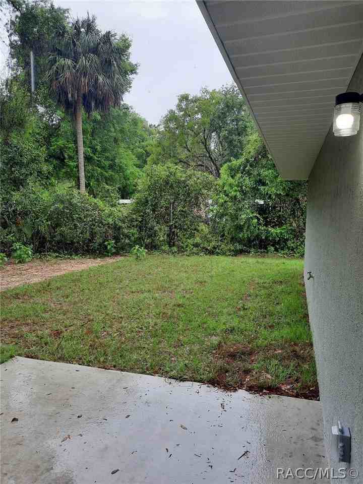 605 Howard St - Photo 7 of 7