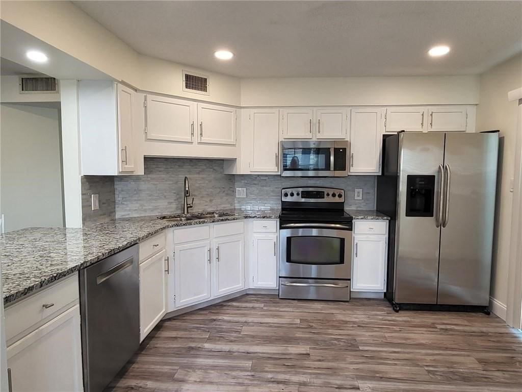 1924 Westminster Cir #10-1 - Photo 2 of 24