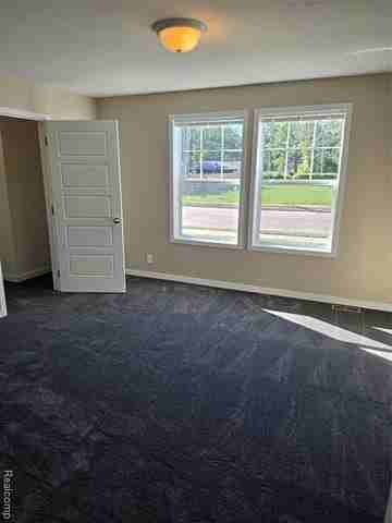 29218 Bock St - Photo 4 of 14