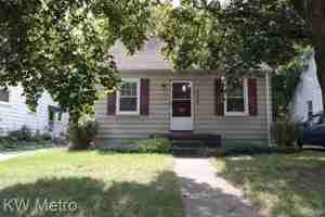 featured image of 626 E 12 Mile Rd