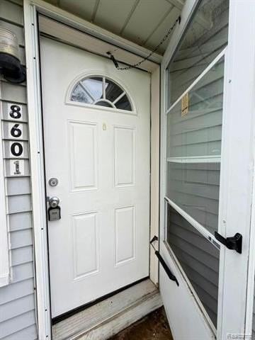 8601 Riverview St - Photo 3 of 35