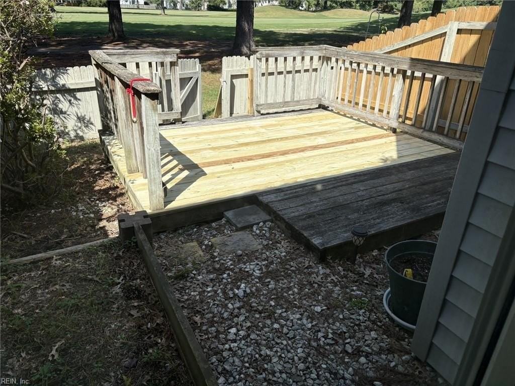 5076 Glenwood Way - Photo 2 of 6