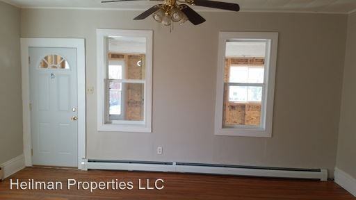 606 W Elk St - Photo 3 of 17