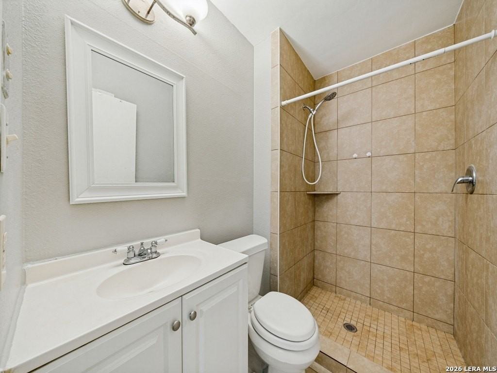 8210 Windover Dr - Photo 7 of 12