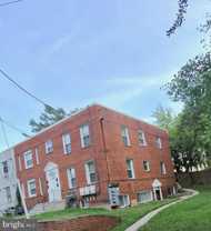 407 Lebaum St Se #3 - Photo 1 of 1
