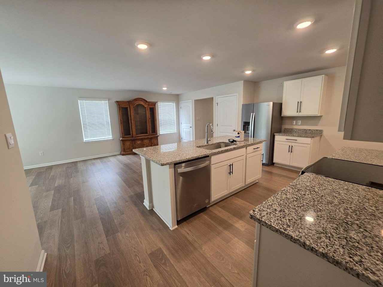 22433 Reeve Rd - Photo 5 of 29
