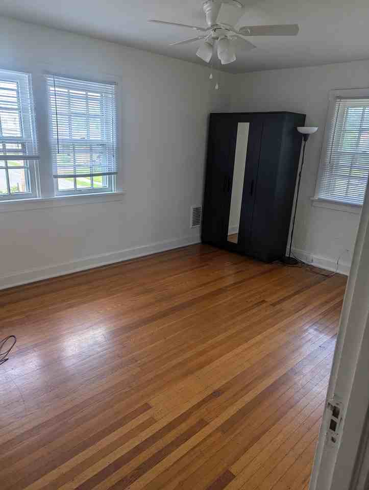 5163 N Park Ave - Photo 7 of 9