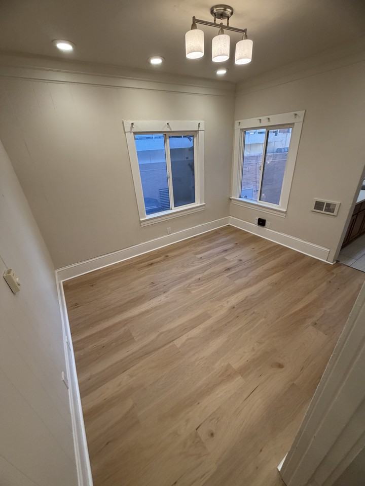 16 Vernon St #25 - Photo 5 of 10
