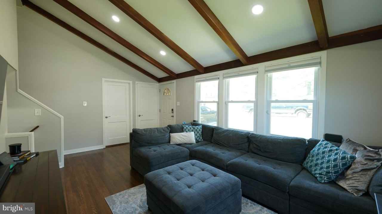 508 Winslow Rd - Photo 2 of 12