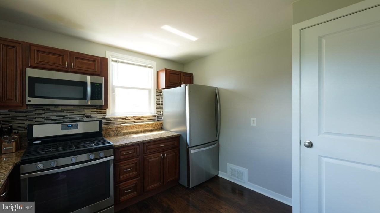 508 Winslow Rd - Photo 4 of 12