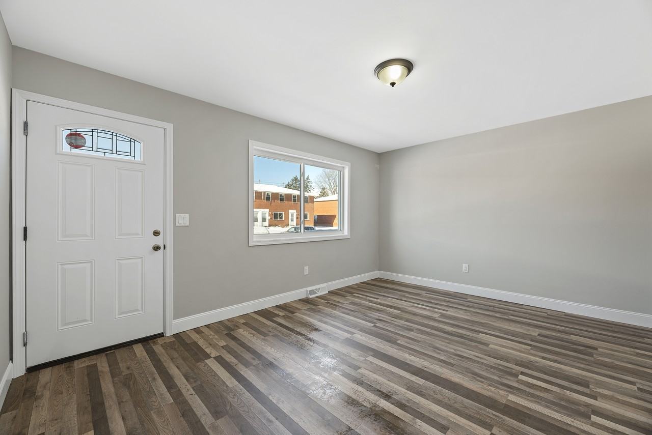 449 Barnett Rd #C - Photo 2 of 2