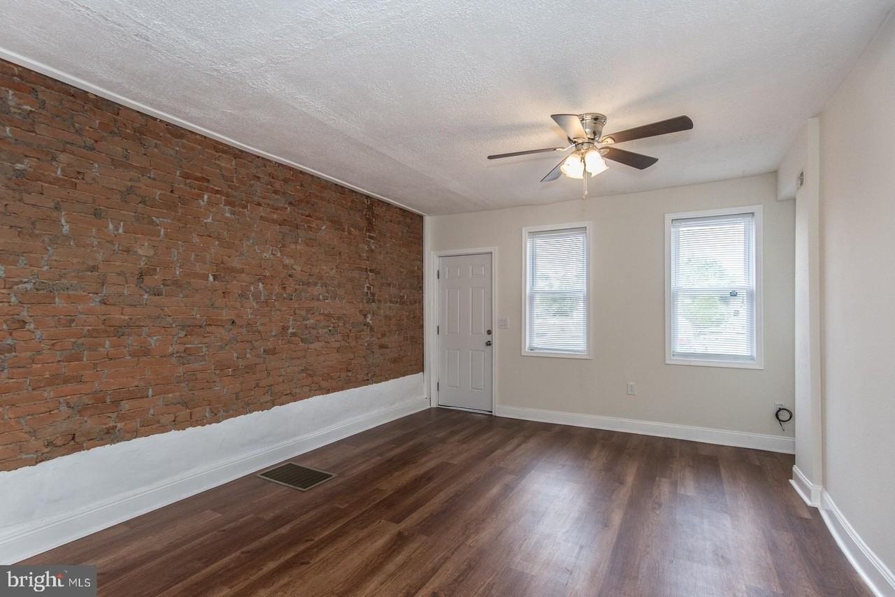 2217 N Waterloo St - Photo 2 of 34