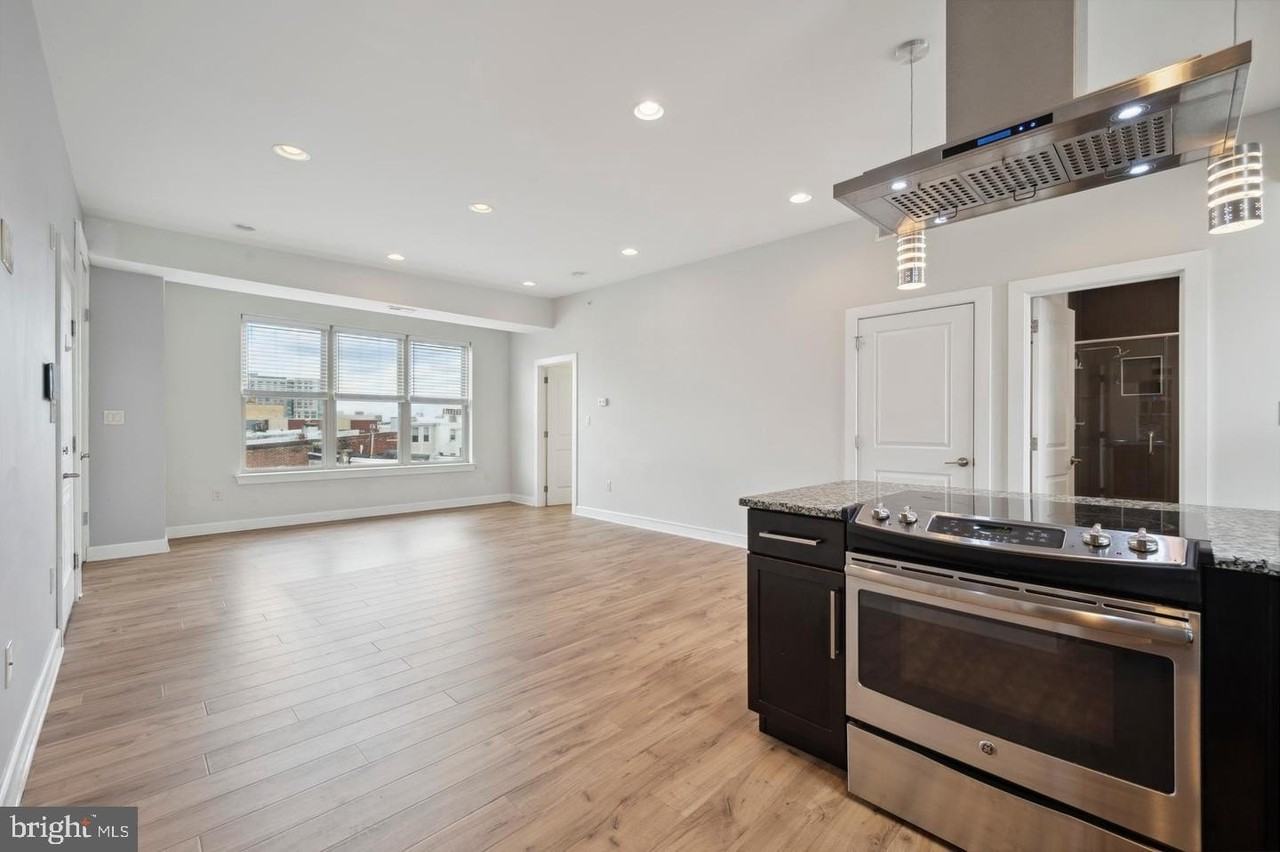 71424 N Chadwick St #6 - Photo 5 of 24