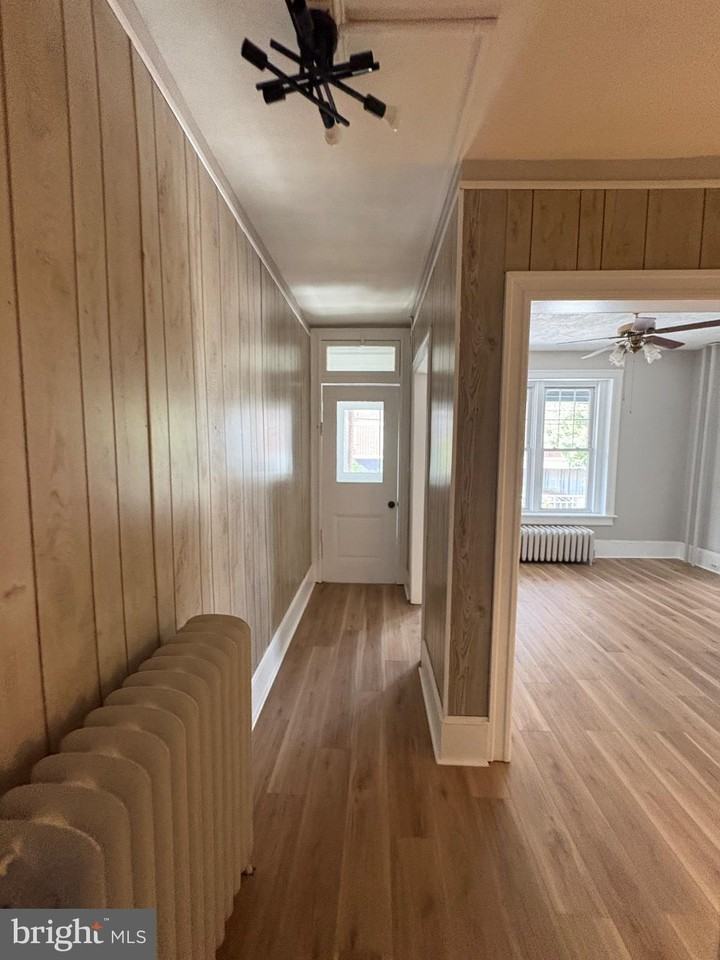 517 W Norwegian St - Photo 2 of 22