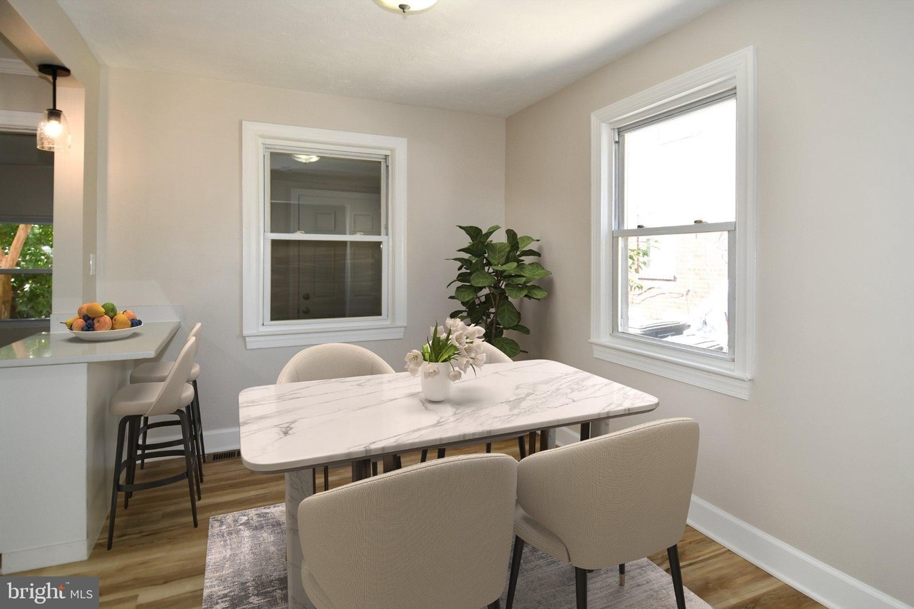 2124 S Oxford St - Photo 7 of 41