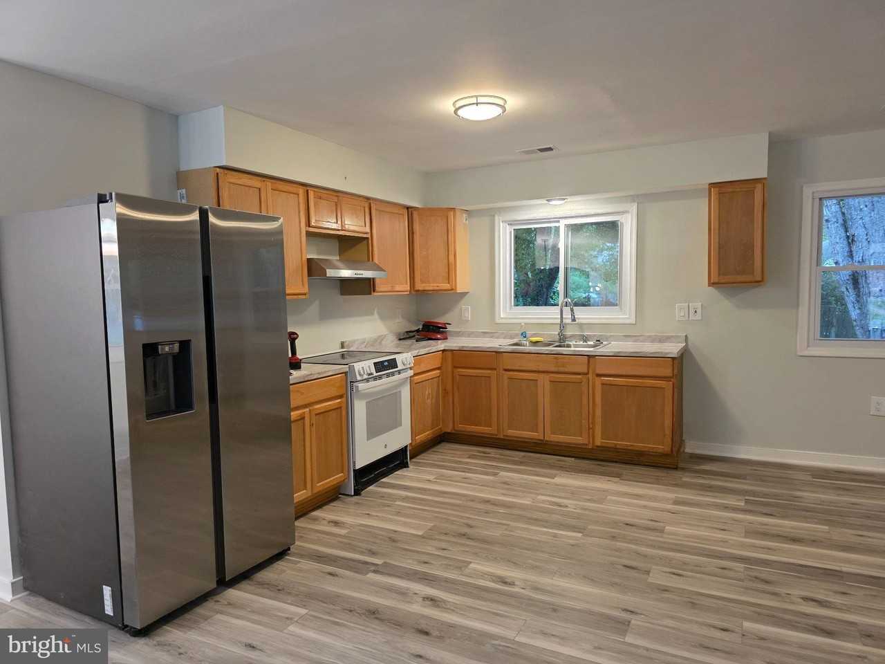 10316 Vineland Rd - Photo 4 of 6