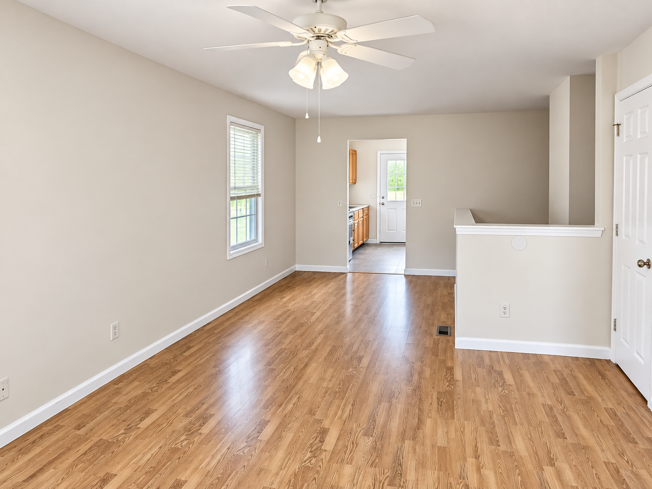 1512 Montgomery St #1 - Photo 3 of 21