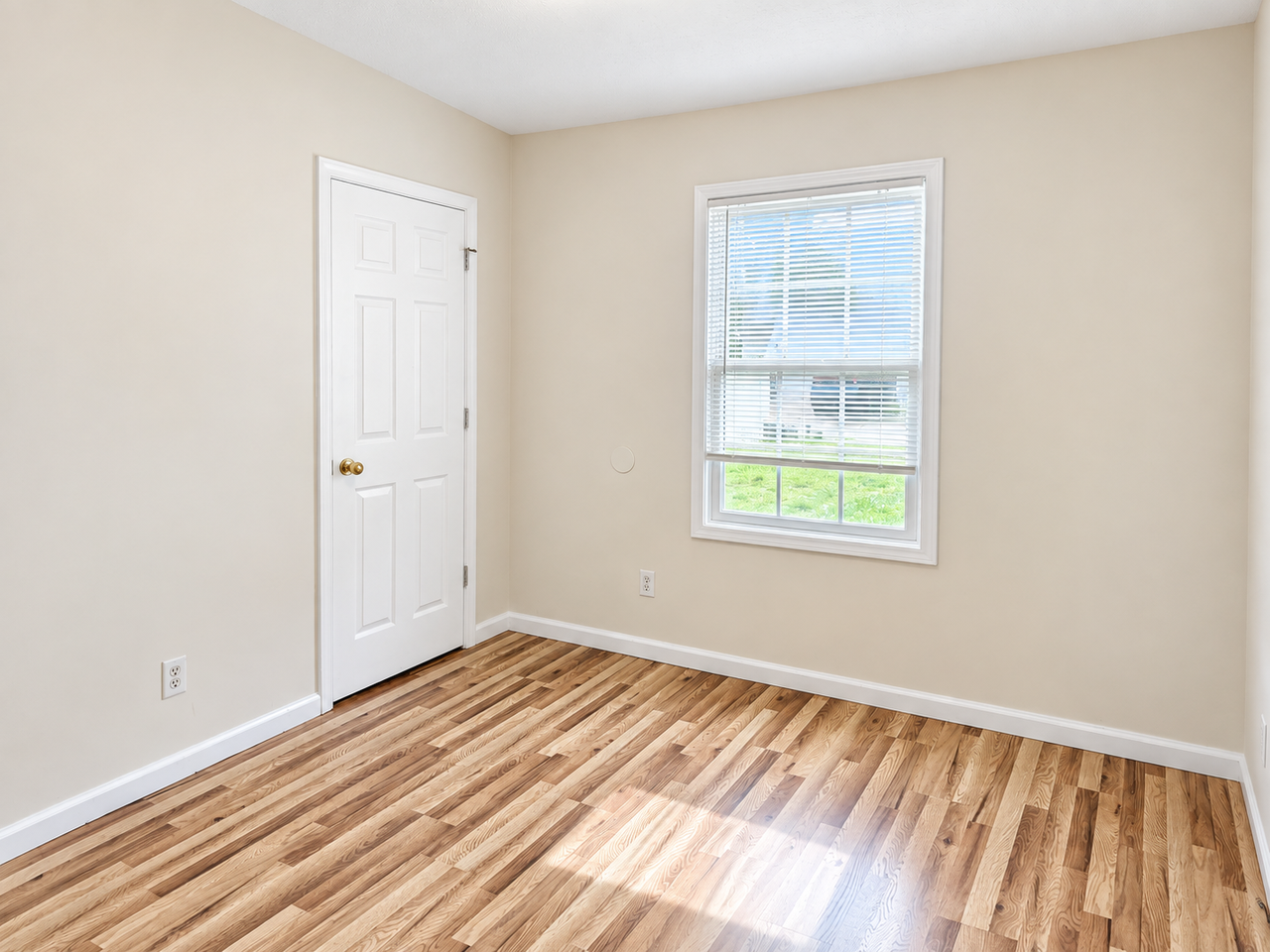 1512 Montgomery St #1 - Photo 6 of 21