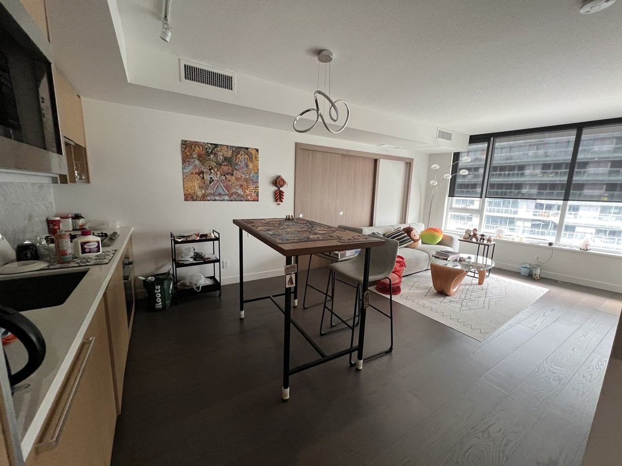 68 Smithe St - Photo 2 of 9