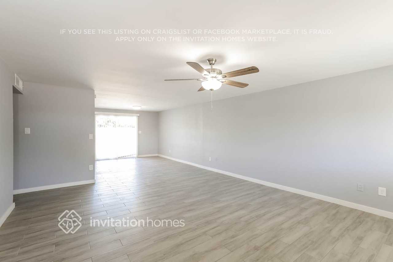 6542 W Granada Rd - Photo 3 of 15