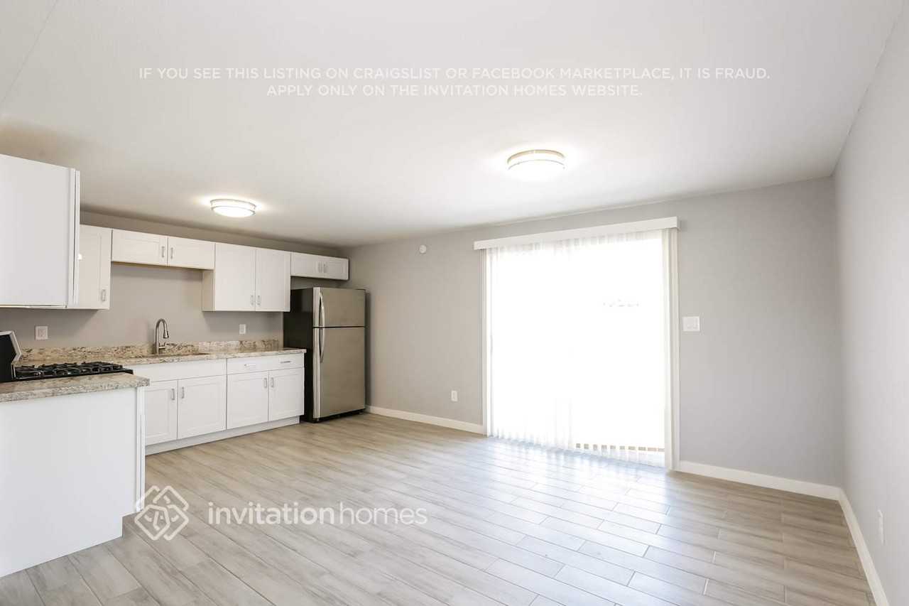 6542 W Granada Rd - Photo 5 of 15