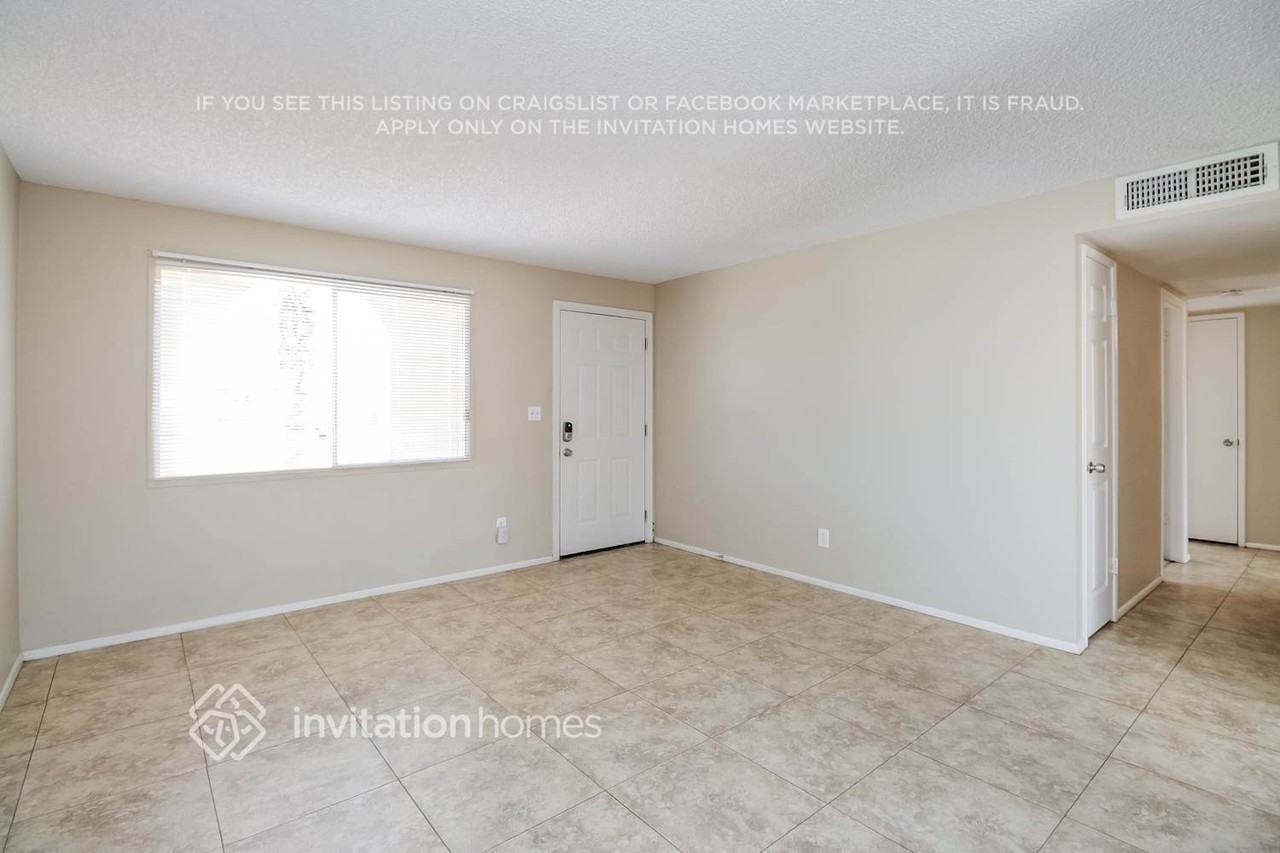 6808 W Windsor Ave - Photo 3 of 21