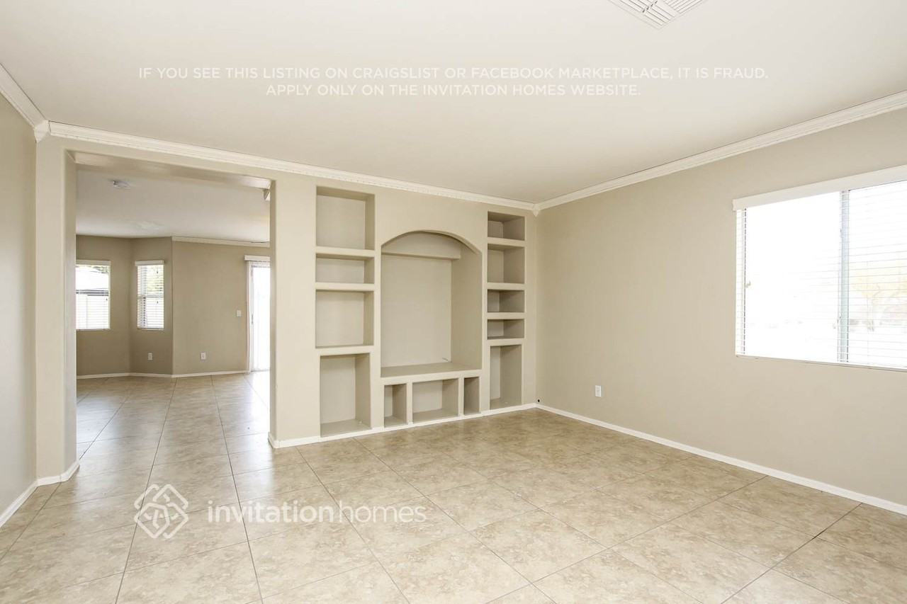 6206 W Wood St - Photo 3 of 19