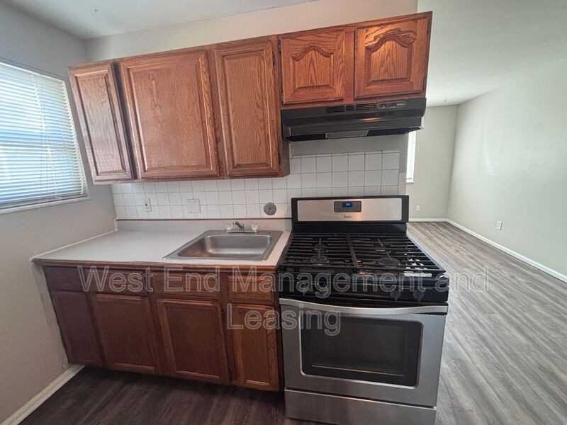 9961 Lorraine Ave - Photo 2 of 9