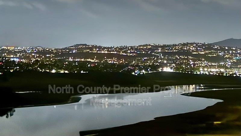 1867 Amalfi Dr - Photo 4 of 41
