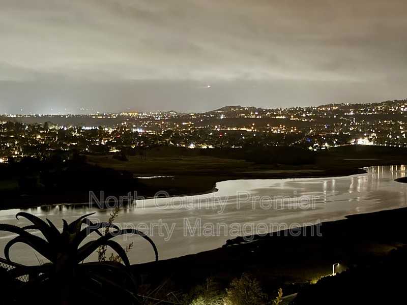 1867 Amalfi Dr - Photo 5 of 41