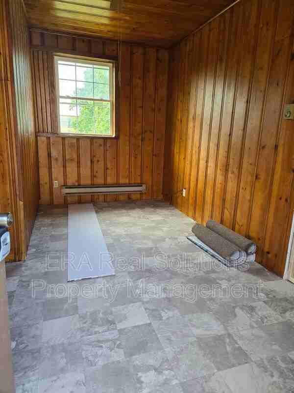 122 St Rt - Photo 2 of 5