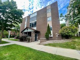 featured image of 2555 N Farwell Ave