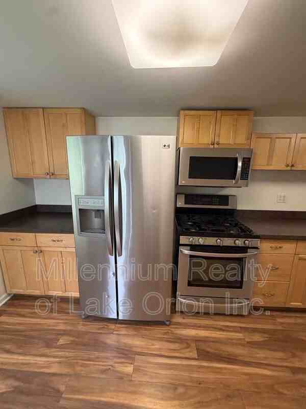 201 W New York Ave - Photo 2 of 20