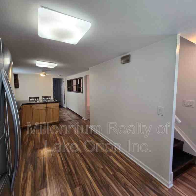 201 W New York Ave - Photo 6 of 20