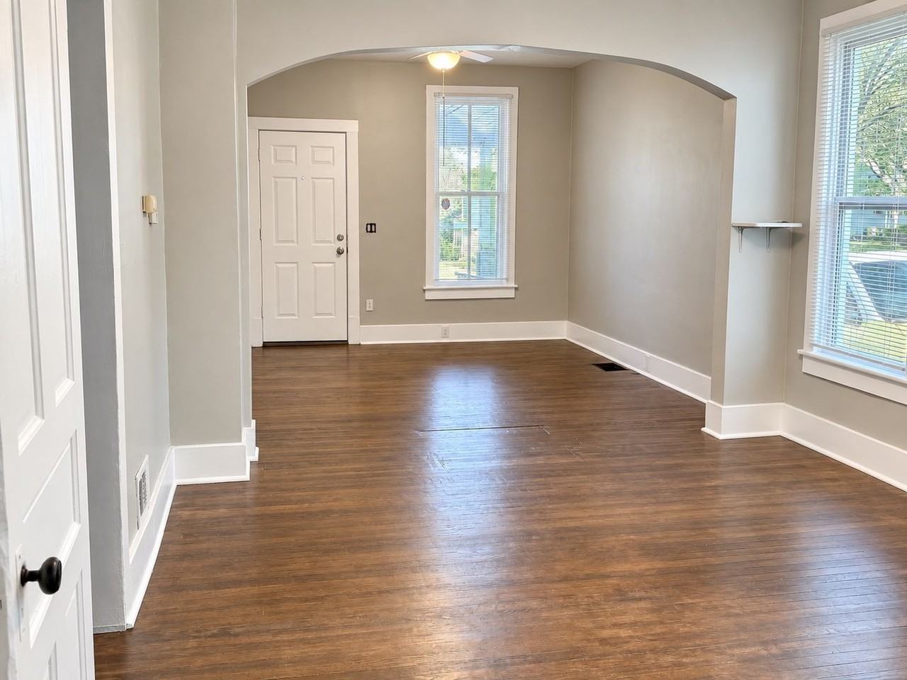 3710 N 53rd St - Photo 2 of 7