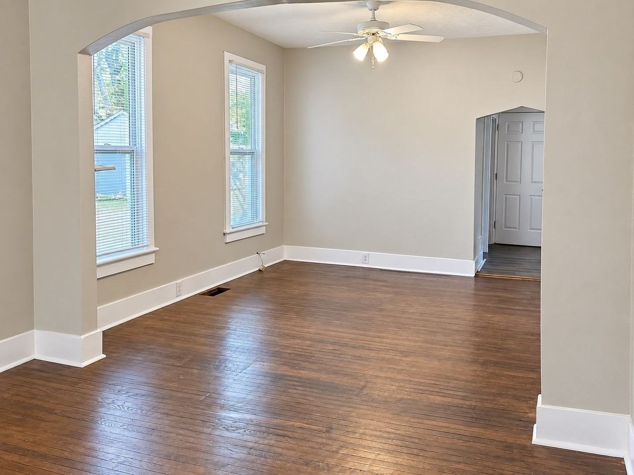 3710 N 53rd St - Photo 3 of 7