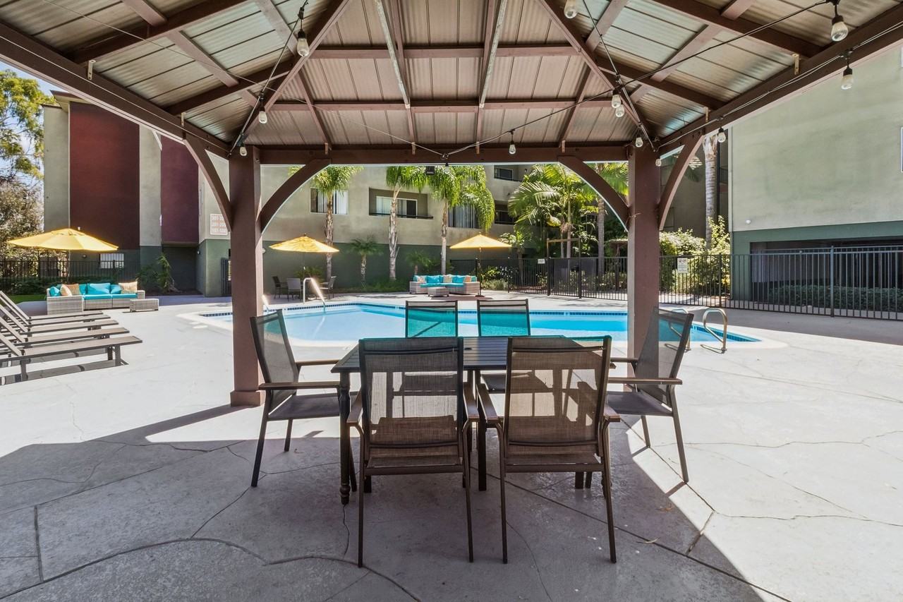 Penthouse Apartments | Free Garage Parking | New Specials - Photo 2 of 50